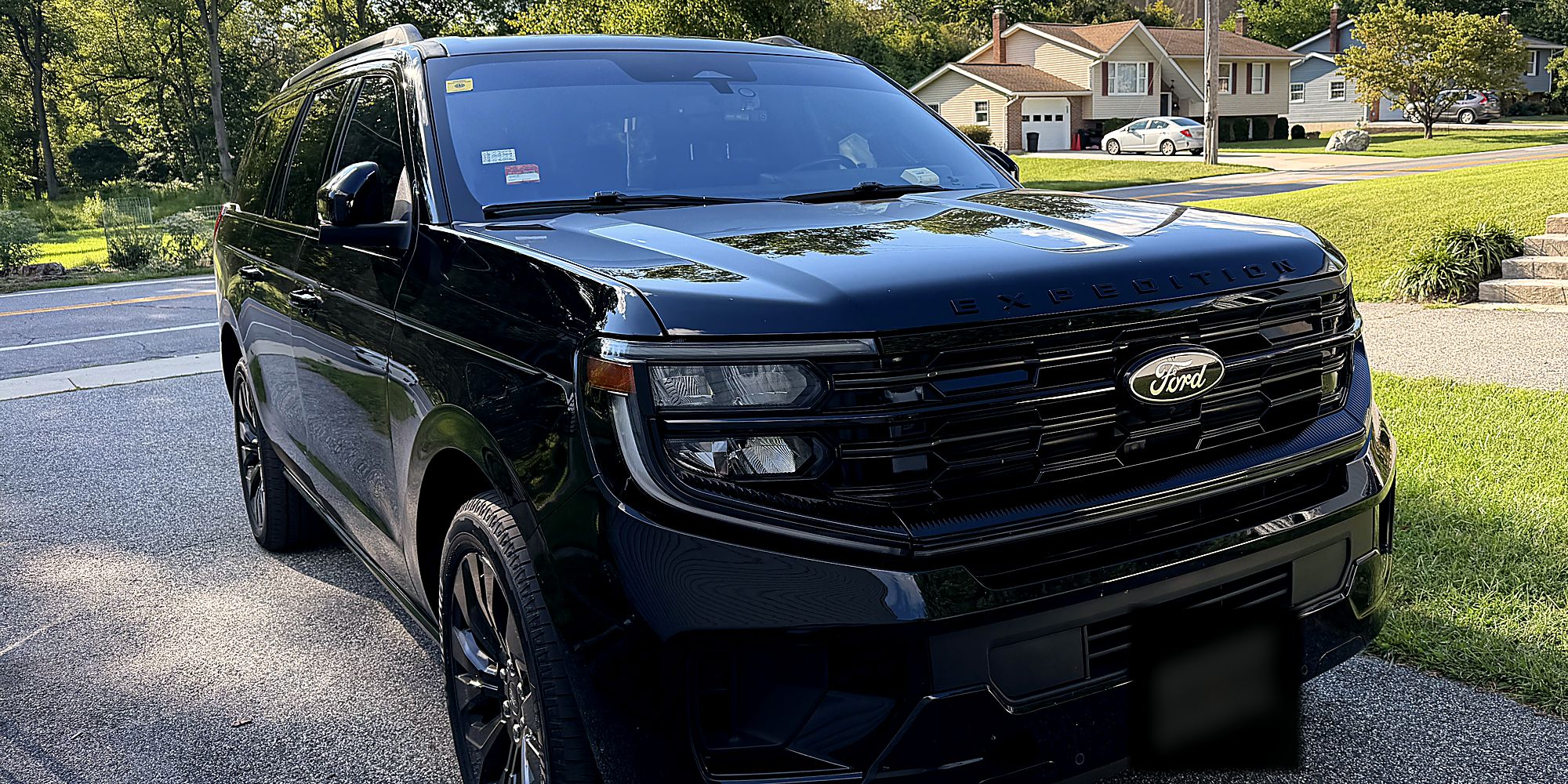 Black Ford Expedition MAX Platinum waiting on a driveway in Maryland