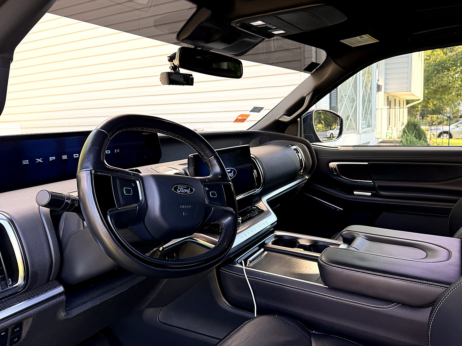 Leather interior with centre console and dashboard displays